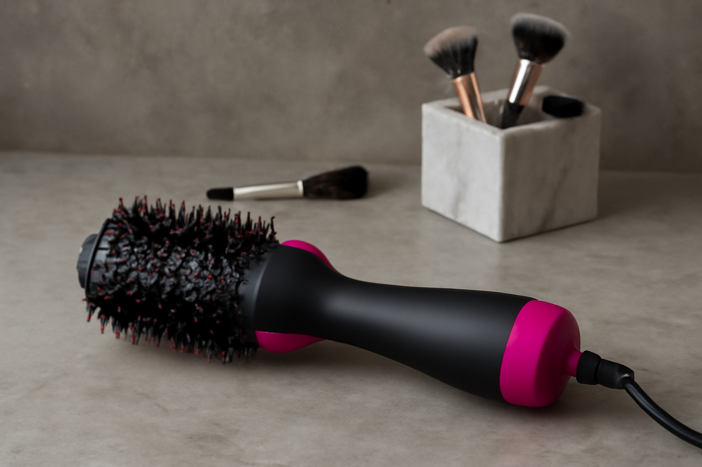 ¡Logra un Cabello Perfecto en Minutos con Revlon!